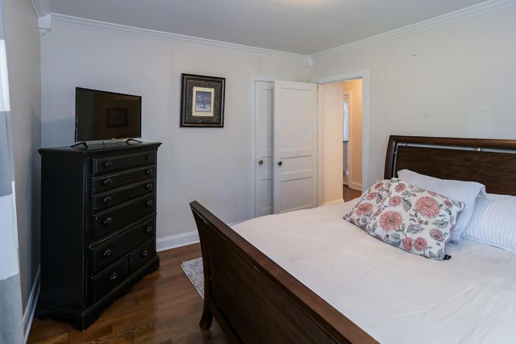 Peaceful Home In Downtown Huntsville With Nice Back Patio! Exterior photo